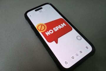 iPhone displaying a no spam call symbol