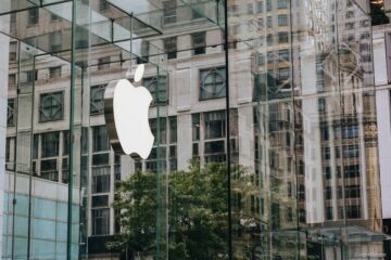 Beats Pill Doubles Battery Life to 24 Hours in 2024 Comeback — Apple News
