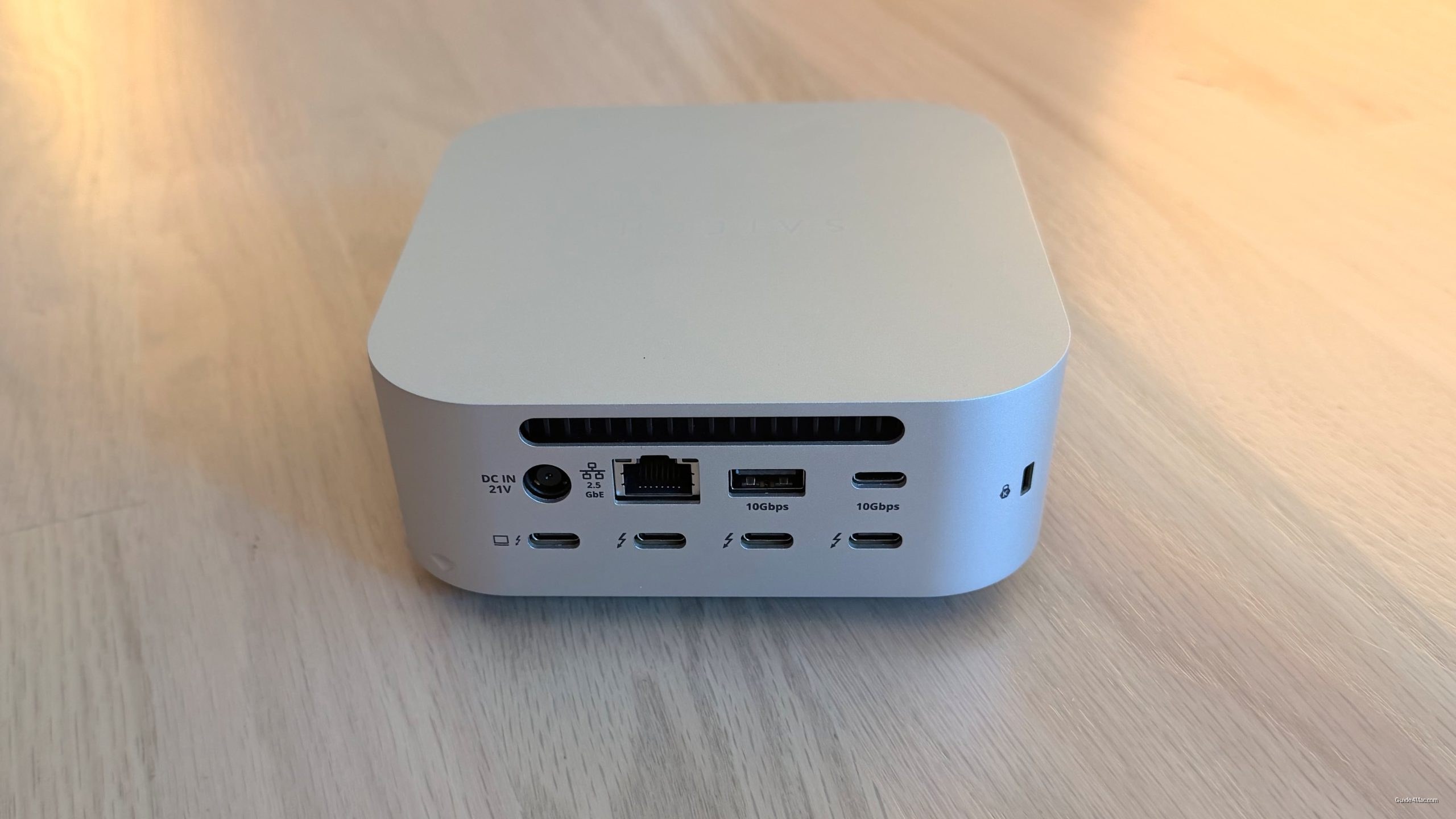 Mac mini CubeDock Adds 8TB Storage, but Its Fan Noise Is a Problem — iPhone