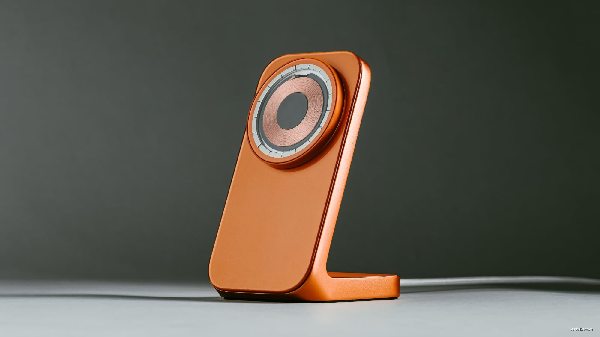 Nomad's Tracking Card Pro Fits Wallets Where AirTag Cannot — iPhone