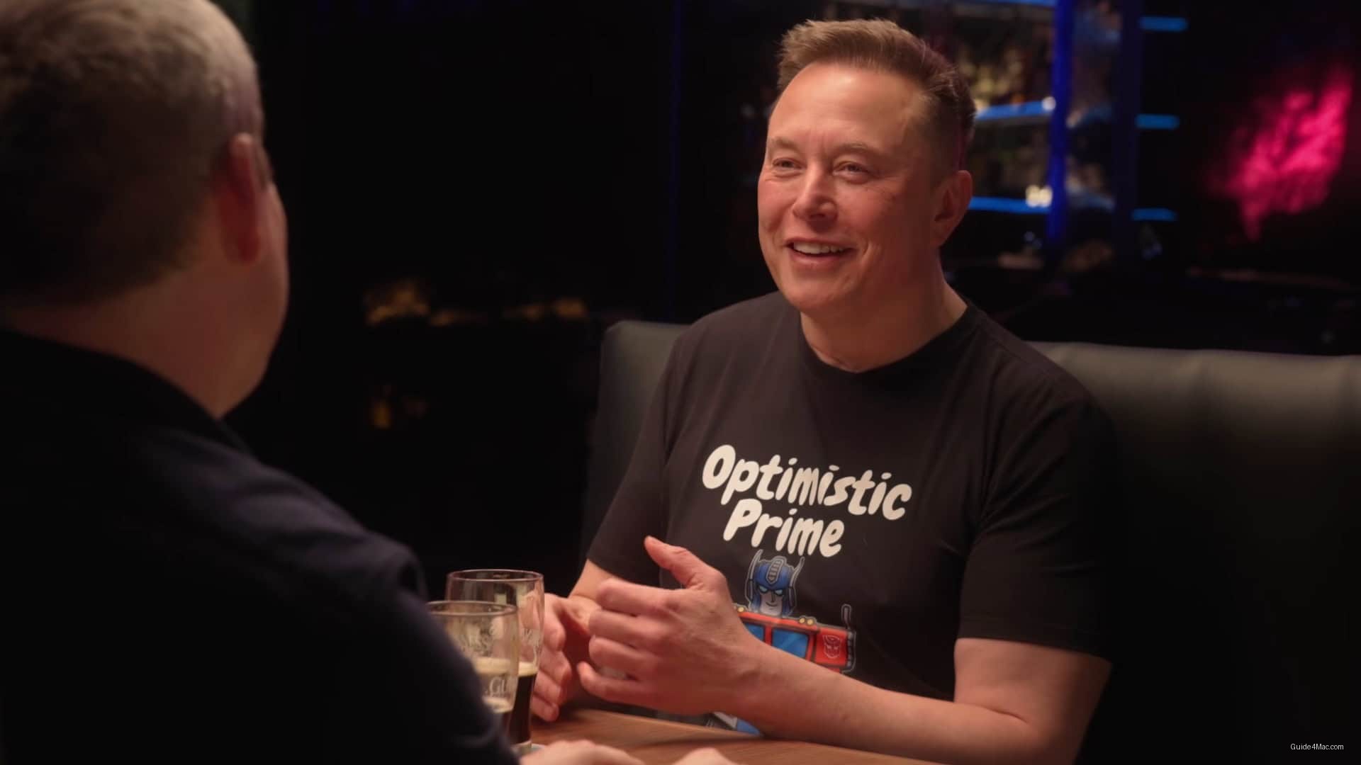 SpaceX AI Device Thinner Than iPhone Denied by Musk, No Details Given — AI